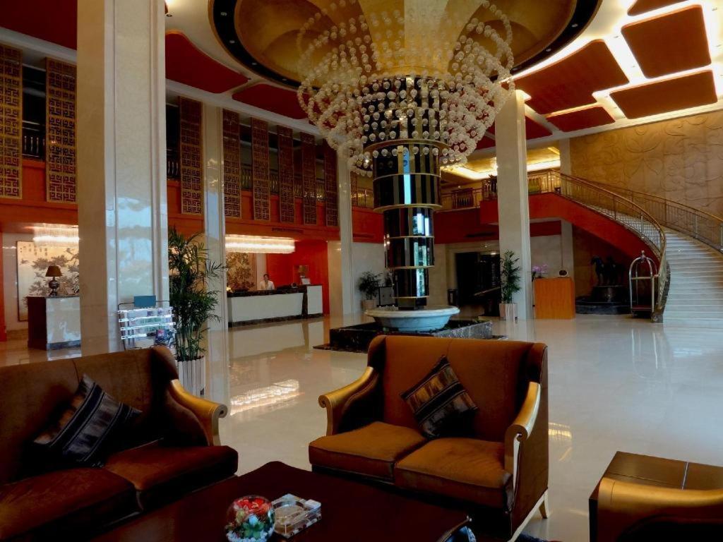 Dork Jumpa Hotel Vientiane Exteriör bild