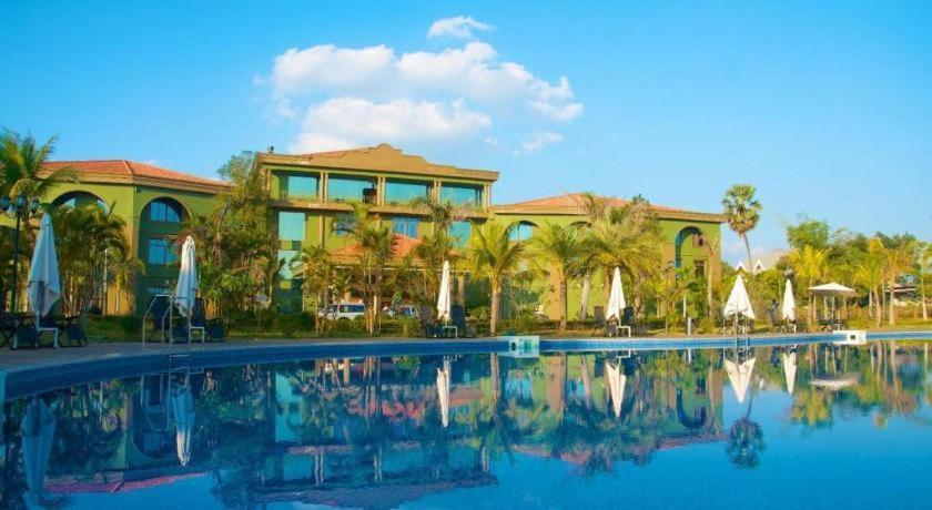 Dork Jumpa Hotel Vientiane Exteriör bild